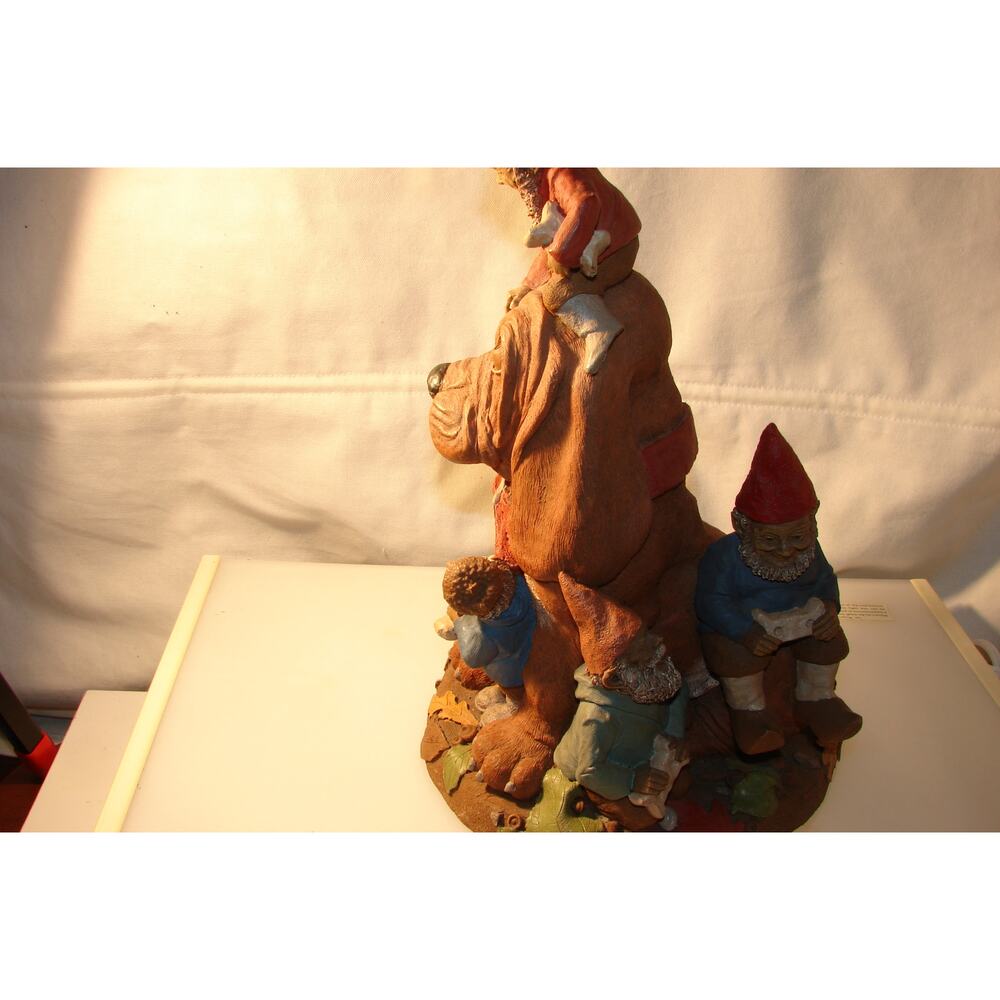 4125 Puppy Love Gnome